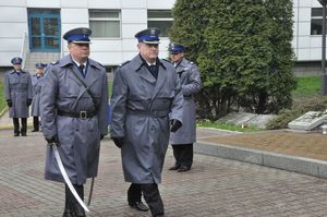 Obchody 76. rocznicy Zbrodni Katyńskiej przed Grobem Policjanta Polskiego