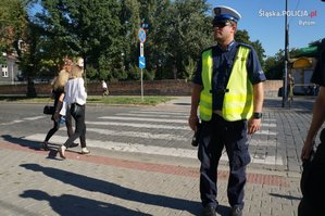 Śląscy policjanci podczas prowadzonych działań &quot;Bezpieczna droga do szkoły&quot;