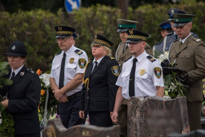 Przedstawiciele innych służb mundurowych podczas pogrzebu śp. podinsp. Krzysztofa Skowrona