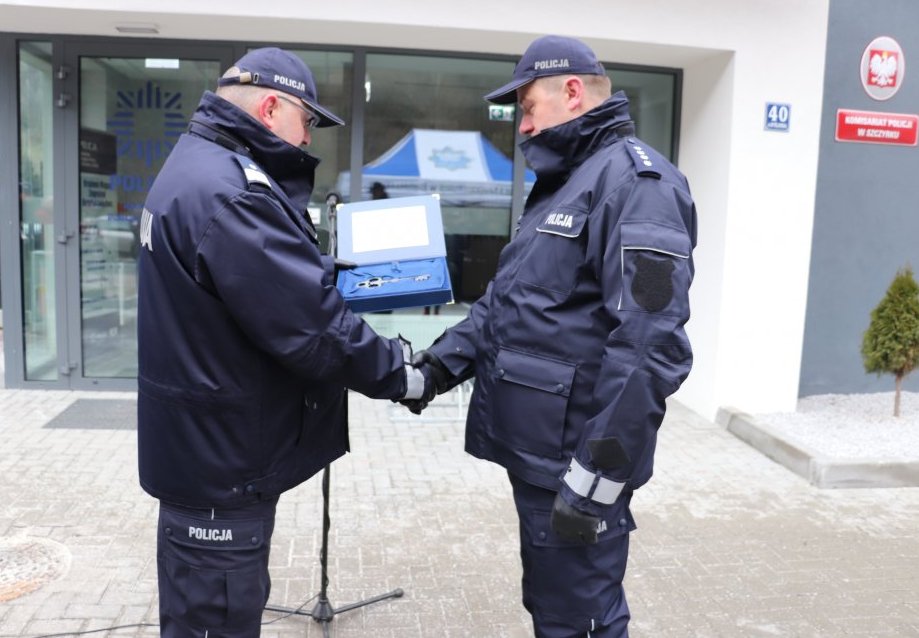 Komisariat Policji W Szczyrku Oficjalnie Otwarty - Wiadomości - Policja ...