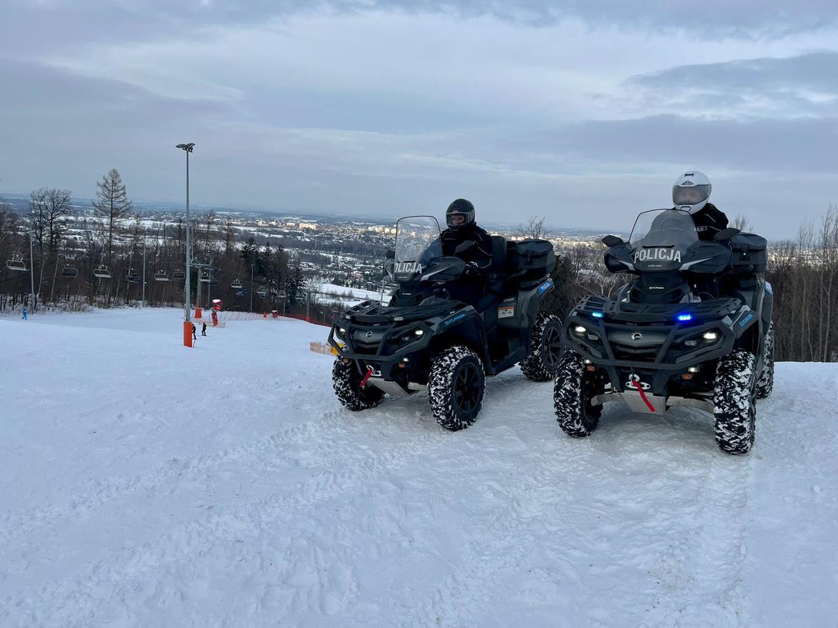 Policjanci na quadach zadbają o bezpieczeństwo w górach Wiadomości