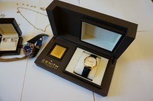 zabezpieczone zegarki i biżuteria