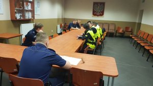 słuchacze szkoły policji na służbie w Mysłowicach