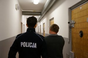 Zatrzymany 56-letni mieszkaniec powiatu raciborskiego, który chciał wręczyć łapówkę mundurowym z drogówki