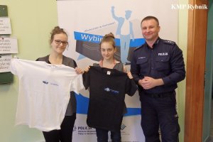 „Wkraczasz w dorosłość – Wybieraj!” - Spotkanie śląskich policjantów z młodzieżą z Gimnazjum nr 3 w Rybniku