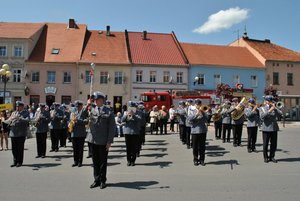 orkiestra policyjna w czasie koncertu