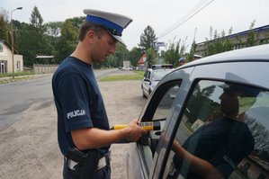 Policjanci z Kłobucka podczas akcji