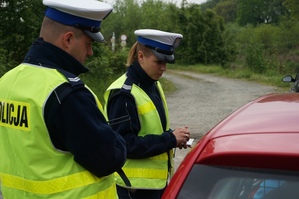 Policjanci z Katowic oraz z Cieszyna podczas wojewódzkich działań &quot;Prędkość&quot;