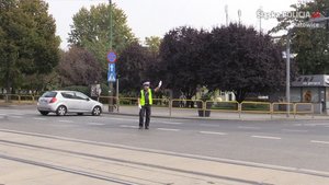 Policjanci z Katowic oraz Siemianowic Śląskich podczas zabezpieczenia biegu Silesia Marathon