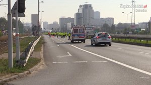 Policjanci z Katowic oraz Siemianowic Śląskich podczas zabezpieczenia biegu Silesia Marathon