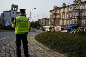 Policjanci z Katowic oraz Siemianowic Śląskich podczas zabezpieczenia biegu Silesia Marathon