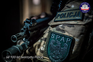 Umundurowanie i broń policjanta SPAP