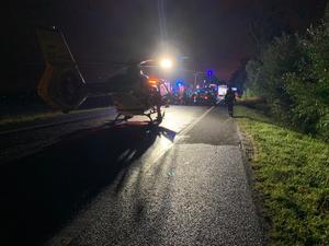 Śmigłowiec, który wylądował na miejscu wypadku