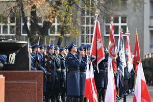 Kompania honorowa KWP w Katowicach podczas Święta Niepodległości