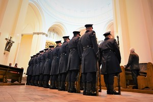 Kompania Honorowa podczas mszy w Katedrze