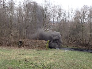 zdjęcie przedstawia moment wybuchu pyłu węglowego