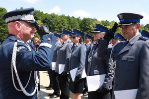 Komendant Główny Policji oraz Komendant Wojewódzki Policji w Katowicach podczas mianowania na wyższe stopnie służbowe.