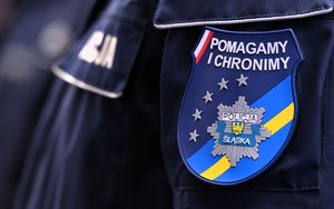 Naszywka na mundurze Pomagamy i Chronimy Policja Śląska