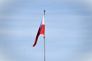 Zdjęcie przedstawia flagę Polski