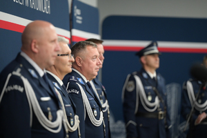 Na zdjęciu Zastępca Komendanta Głównego Policji oraz Kierownictwo śląskiego garnizonu Policji