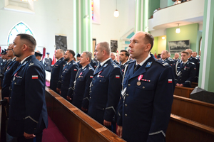 Na zdjęciu policjanci w trakcie mszy