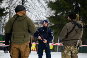 policjanci podczas szkolenia minersko-pirotechnicznego