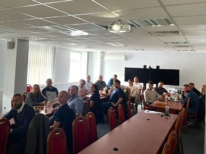 Na zdjęciu policjanci podczas szkolenia.