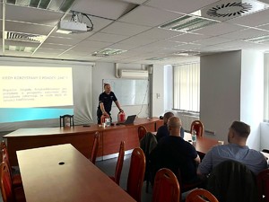 Na zdjęciu policjanci podczas szkolenia.