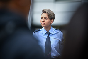 na zdjęciu niemiecka policjantka