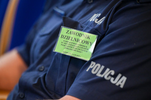 Na kolorowym zdjęciu widoczny przebieg zawodów Dzielnicowy Roku 2025