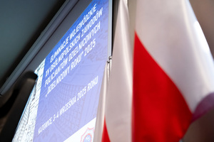 Na kolorowym zdjęciu widoczny przebieg zawodów Dzielnicowy Roku 2025
