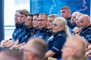 Na kolorowym zdjęciu widoczny przebieg zawodów Dzielnicowy Roku 2025