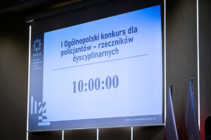 zdjęcie ekranu na którym wyświetlany jest zegar odliczający czas