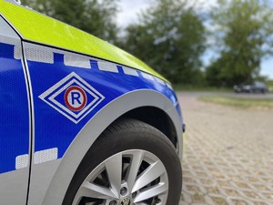 Zdjęcie prawego nadkola radiowozu