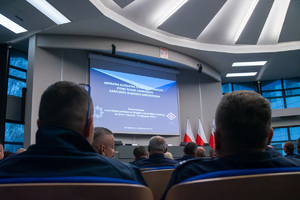 policjanci podczas narady kierownictwa wydziałów ruchu drogowego