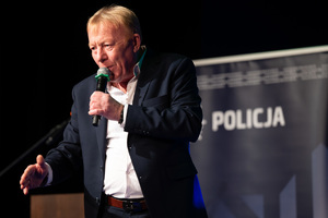 Mirek Szołtysek podczas seminarium dla seniorów