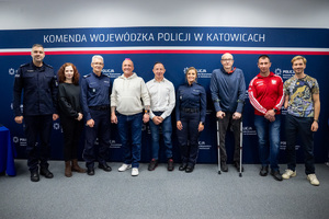 Komendant Wojewódzki Policji w Katowicach oraz uczestnicy konferencji Policja dla dostępności - siła determinacji w drodze do sukcesu