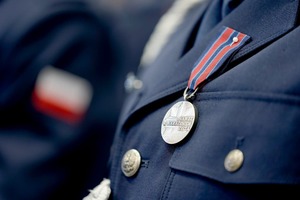 Zdjęcie medalu Nawet z narażeniem życia.