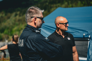 zdjęcie policjantów