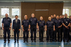 zdjęcie grupowe policjantów