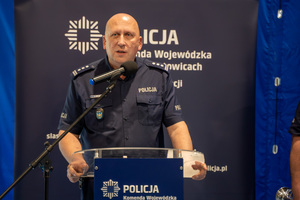 Komendant podczas przemowy