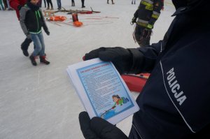 O bezpieczeństwie na lodzie z będzińskimi uczniami