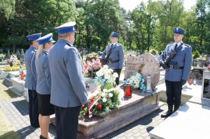 Komendant Główny Policji na uroczystościach z okazji XIII rocznicy śmierci sierż. Grzegorza Załogi