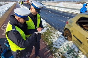 Na zdjęciu widzimy miejsce ćwiczeń wypadku drogowego służb