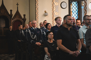 Na zdjęciu widzimy ceremonię pogrzebu Komendanta Powiatowego Policji w Bieruniu młodszego inspektora Dariusza Waligóry