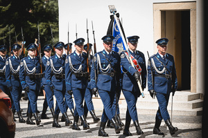 Na zdjęciu widzimy ceremonię pogrzebu Komendanta Powiatowego Policji w Bieruniu młodszego inspektora Dariusza Waligóry