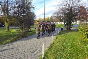 Na zdjęciu widzimy uroczyste ślubowanie klas pierwszych