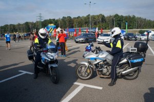 Policjanci na motorach zabezpieczali bieg