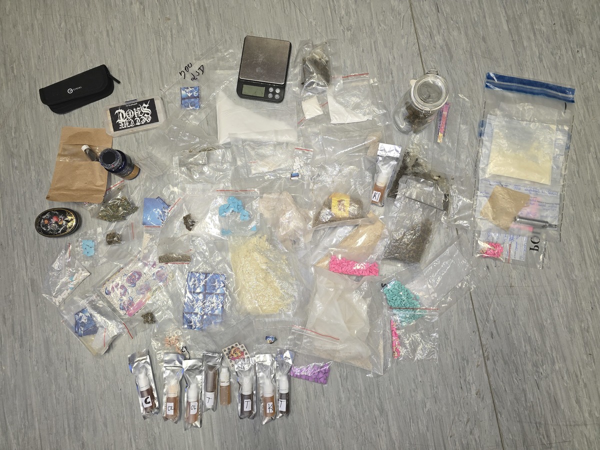 Narkotyki i nielegalna broń w rękach chorzowskich kryminalnych