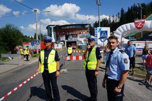 Niemiecki policjant na praktykach w cieszyńskiej komendzie